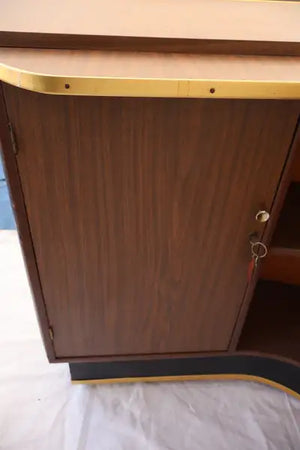 Rare 1960's free standing bar with the original bar stools