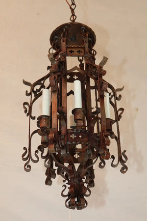 Photos


Elegant 1920's wrought iron lantern
