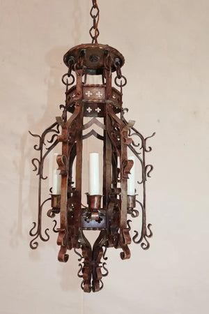 Photos


Elegant 1920's wrought iron lantern